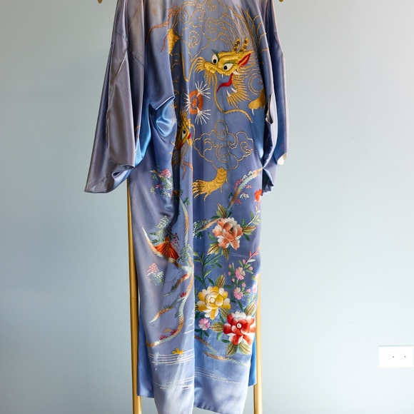Embroidered Dragon Kimono Robe - Picture 7 of 17